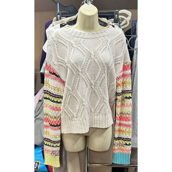 Lisa Todd Pull Over Sweater in Cream NWT Size Small